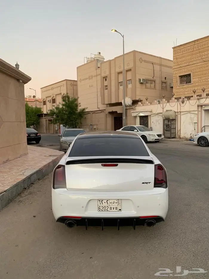 للبيع كرايسر 10