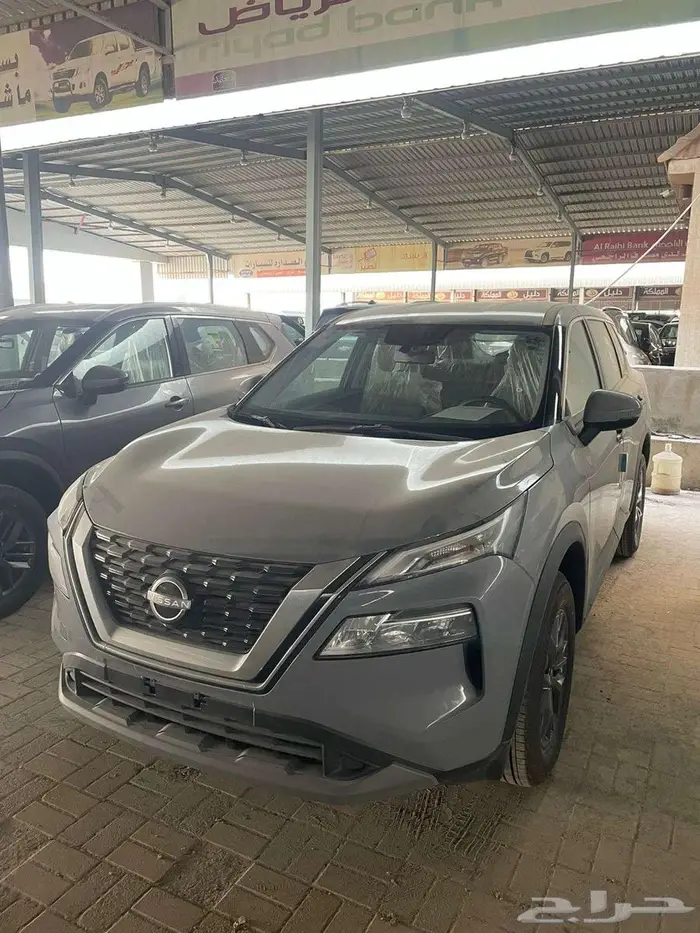 نيسان اكستريل 2025 ستاندر بدون دبل و دبل 5 مقاعد 4