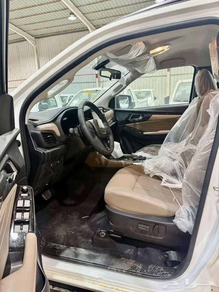 ايسوزو جيب ام يو اكس فل كامل دبل ديفلوك موديل 2025 4