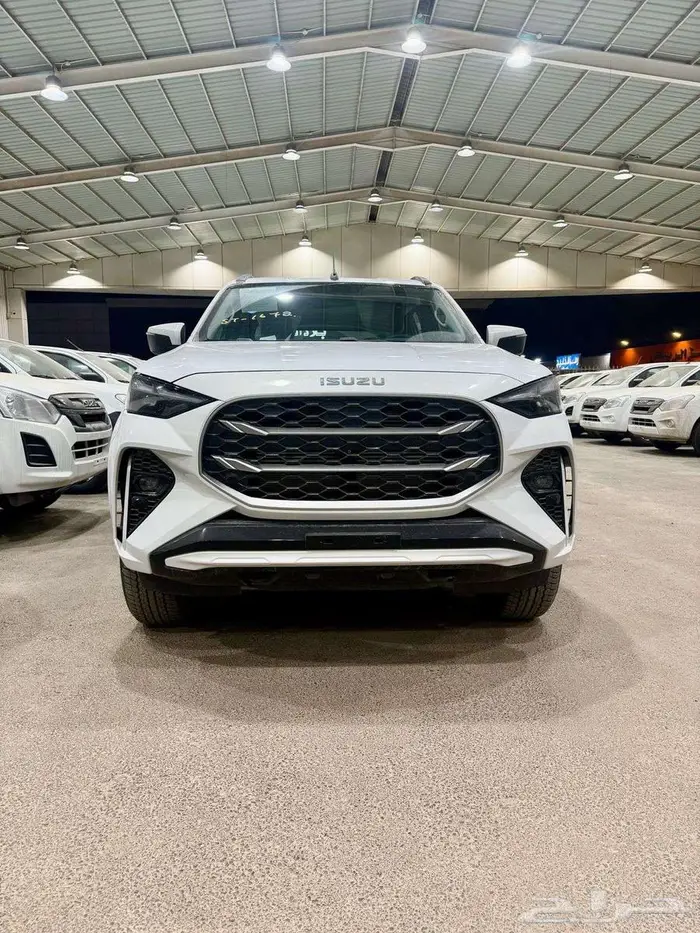 ايسوزو جيب ام يو اكس فل كامل دبل ديفلوك موديل 2025 0