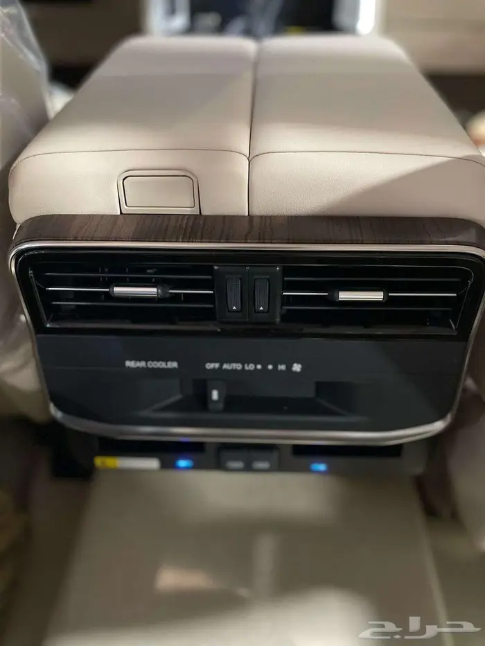 جي اكس ار L4 بريمي بنزين 2025 اللون اسود ابواب شفط 14