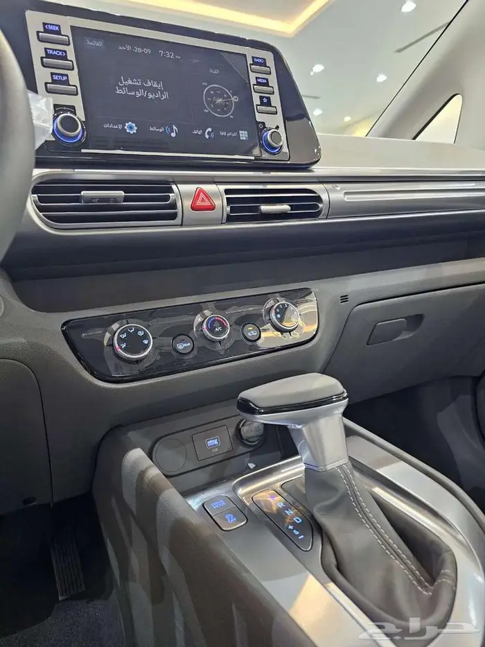 هيونداى ستارجيزر 2025 7 راكب اصفار 13