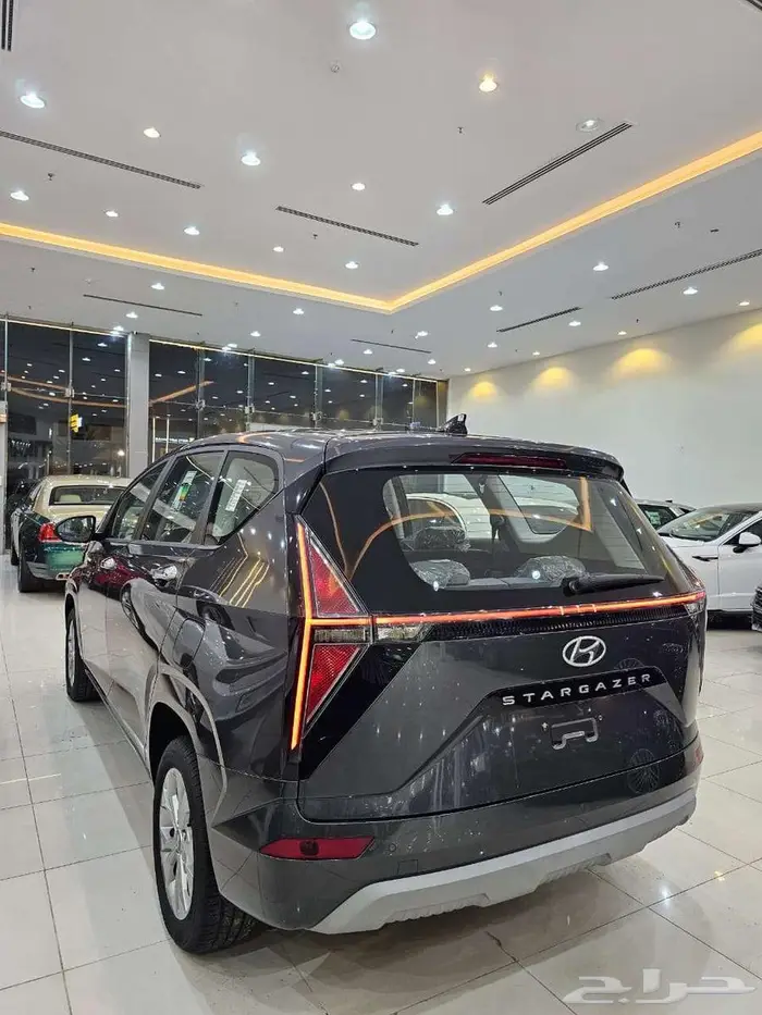 هيونداى ستارجيزر 2025 7 راكب اصفار 19
