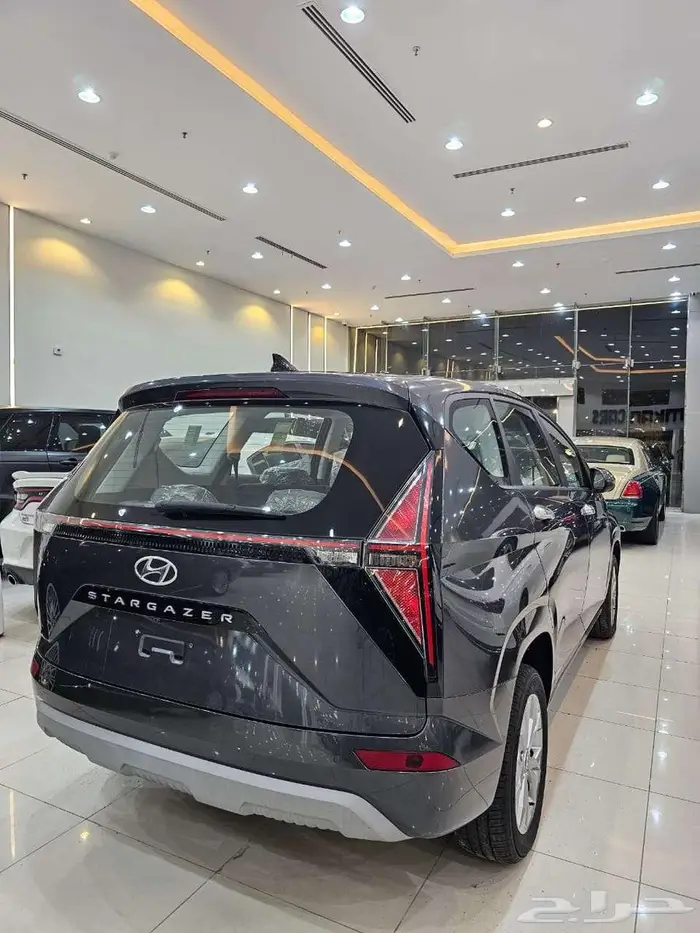هيونداى ستارجيزر 2025 7 راكب اصفار 17