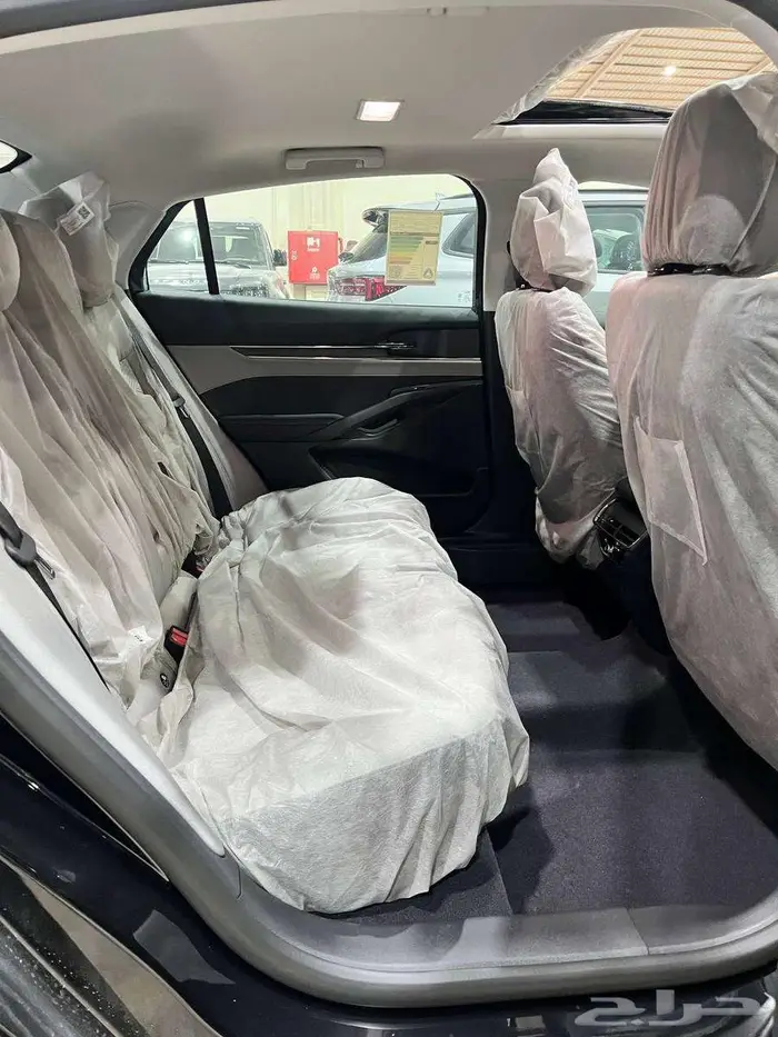 متوفر فورد تورس امبيانتي بنزين الناغي موديل 2026 8