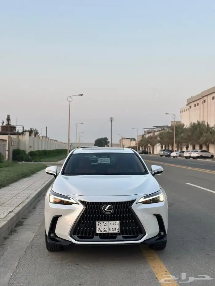 لكزس NX350 2024 شبه جديد 2