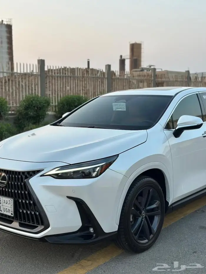 لكزس NX350 2024 شبه جديد 1
