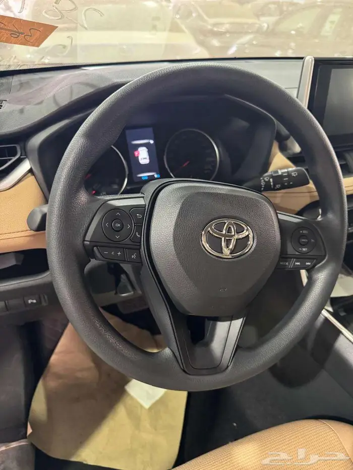 تويوتا راف فور استاندر دفع امامى موديل 2025 12