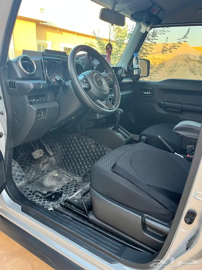 سوزوكي جمني مستخدم نظيف 7