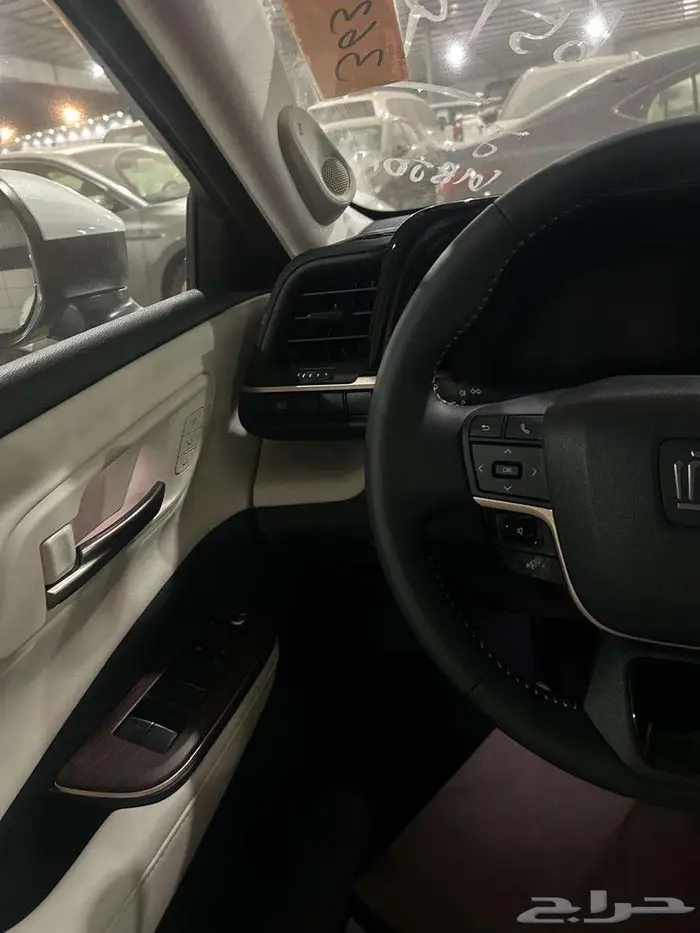 تويوتا كراون بريميوم 2026 6