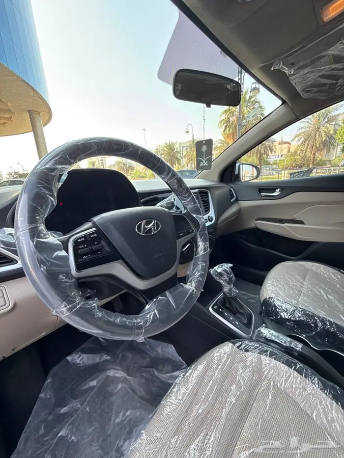 للبيع اكسنت 2021 8