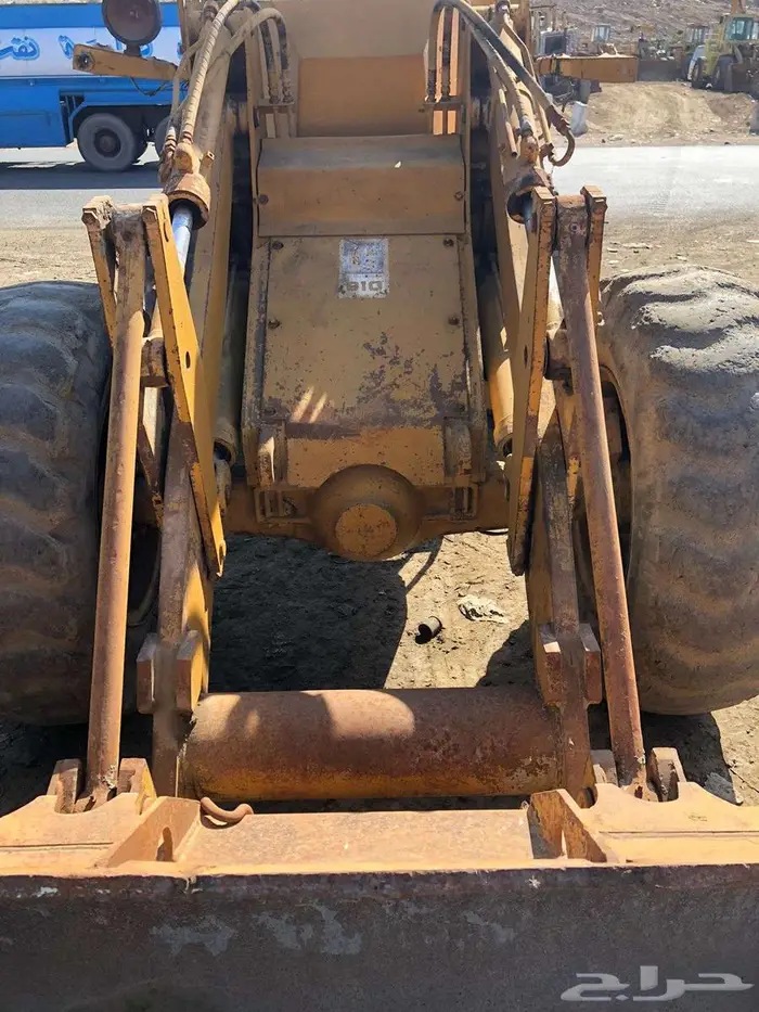 شيول كتربلر 910 موديل 84 معرض رواد المعدات 4