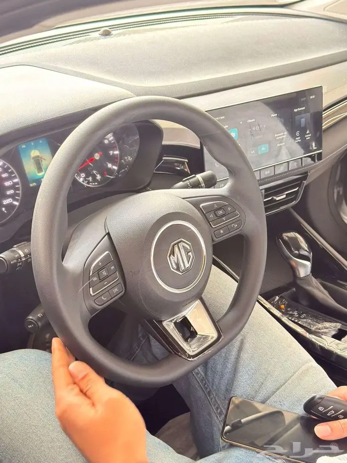 ام جي 5 الشكل الجديد 2025 ستاندر كاش وتقسيط 7