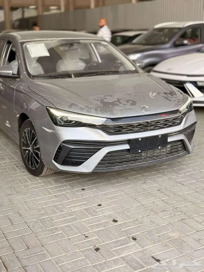 ام جي 5 الشكل الجديد 2025 ستاندر كاش وتقسيط 3