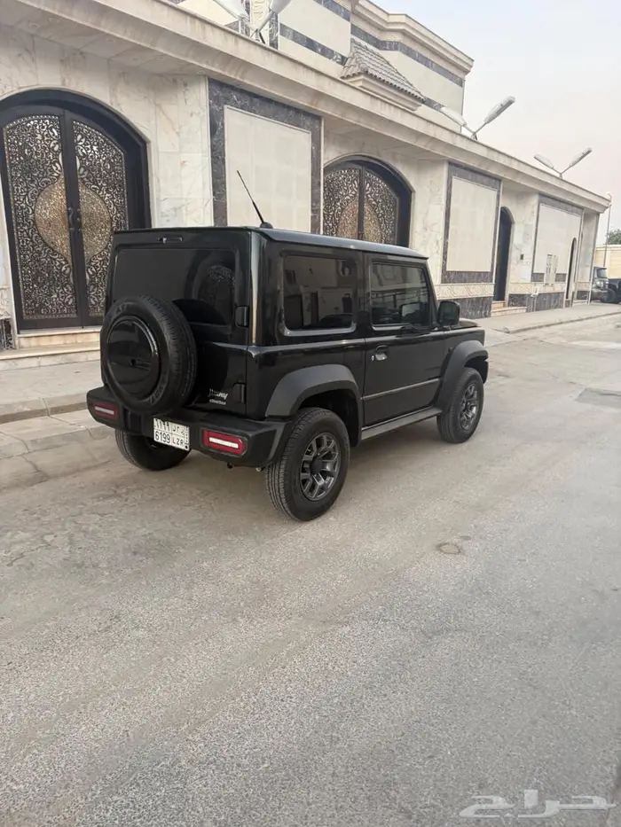 البيع سوزوكي جمني2025 4