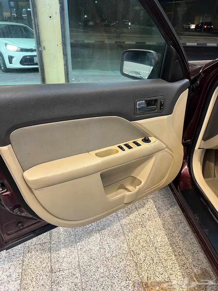 فورد فيوجن 2012 9