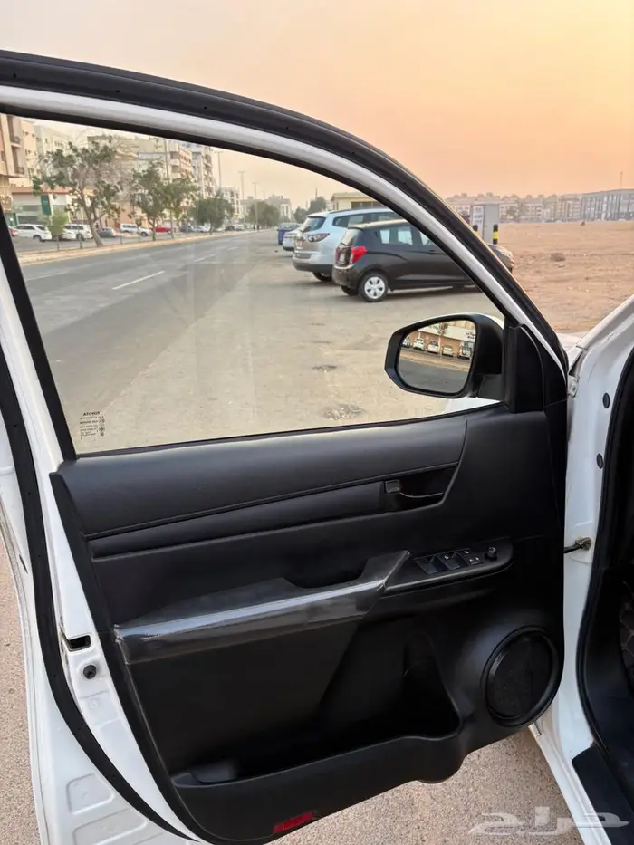 تويوتا هايلوكس غمارتين ديزل بودي وكاله 8