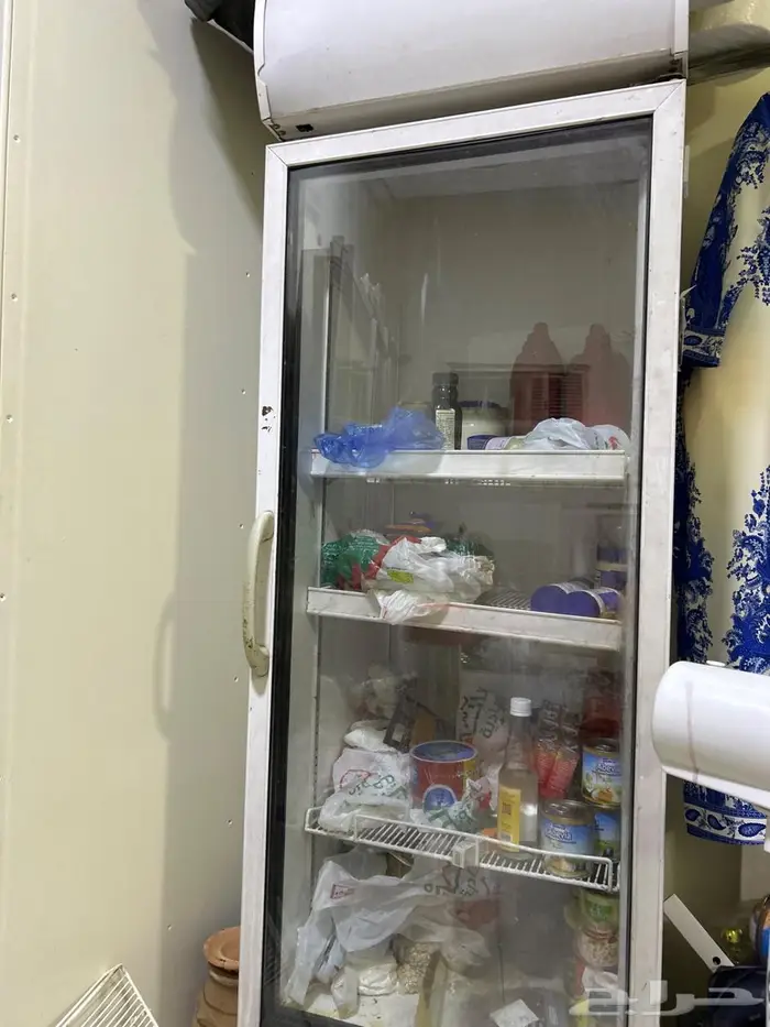 ثلاجة عرض للبيع مستعجل 0