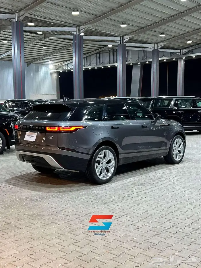 رنج روفر فيلار 4