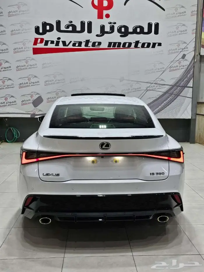 لكزس is 350 ارنوب 2024 F سبورت ( فل كامل بحاله الوكاله ) 3