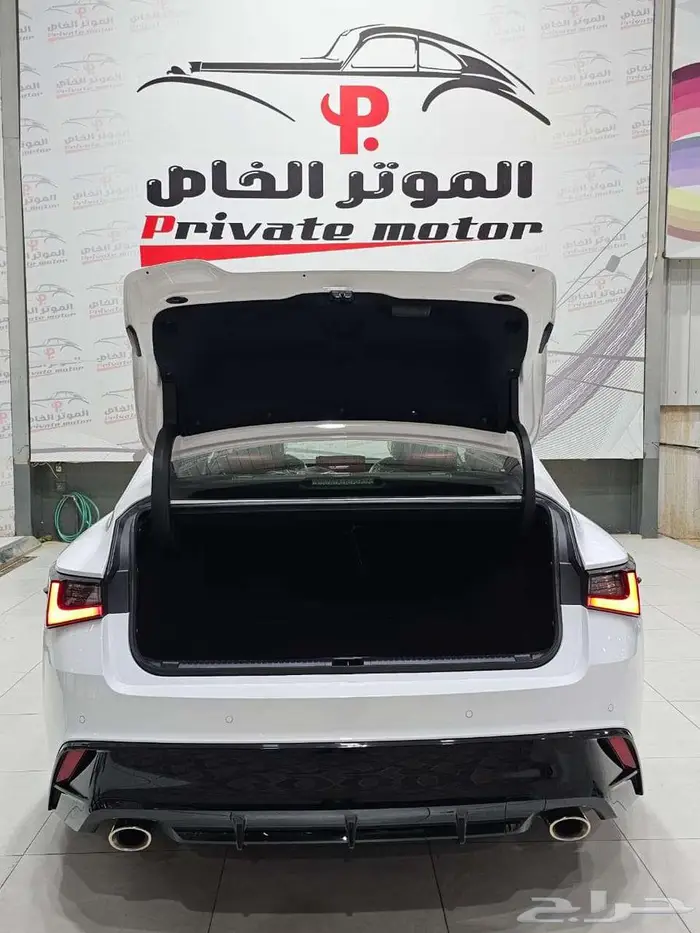 لكزس is 350 ارنوب 2024 F سبورت ( فل كامل بحاله الوكاله ) 17