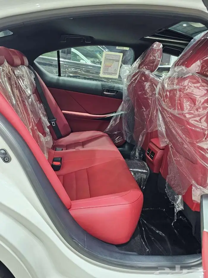 لكزس is 350 ارنوب 2024 F سبورت ( فل كامل بحاله الوكاله ) 14