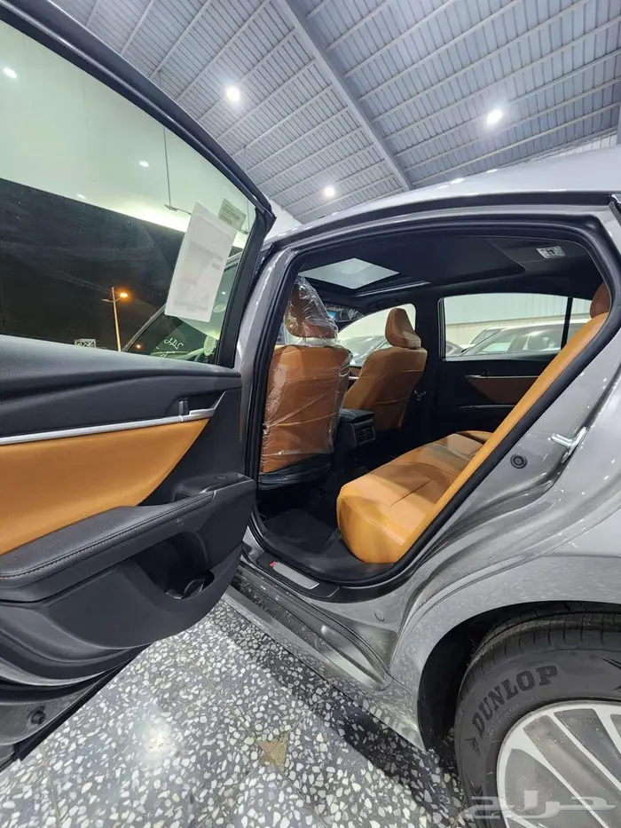 كامري جراندي بنزين 2025 السعر 156400 12