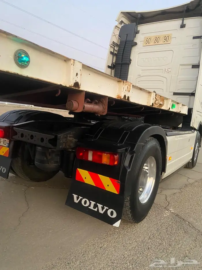 للبيع فولفو 12