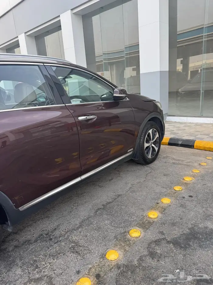 كيا سورنتو 4