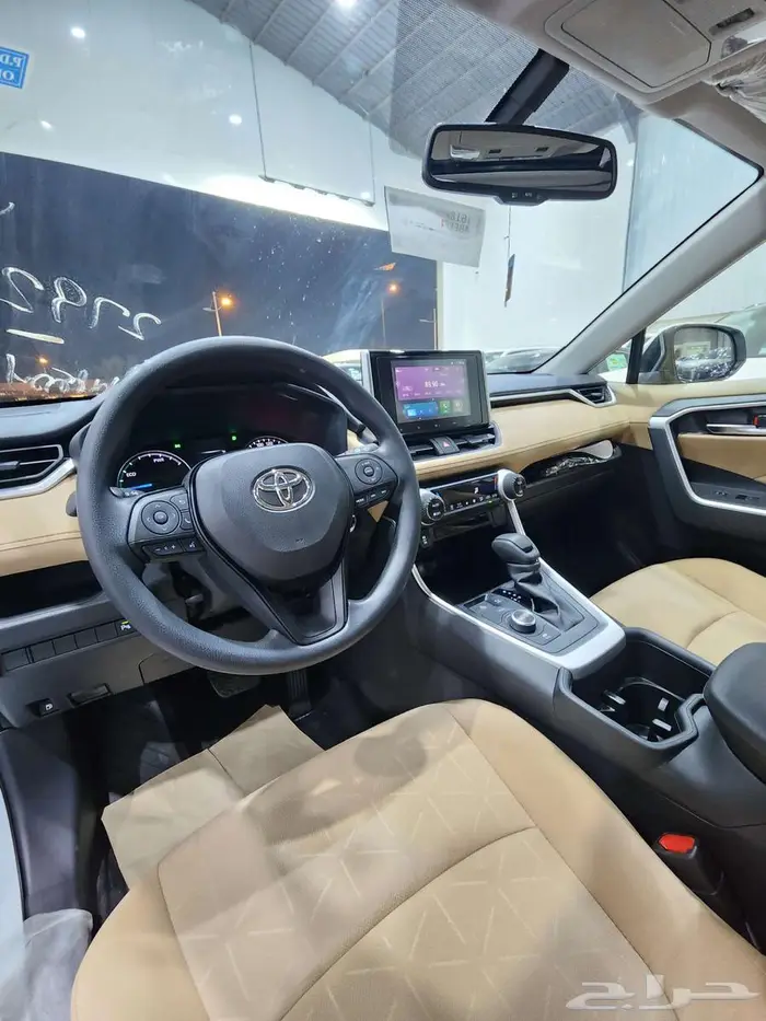 راف فور فتحه XLE هايبرد 2025 السعر 132250 9