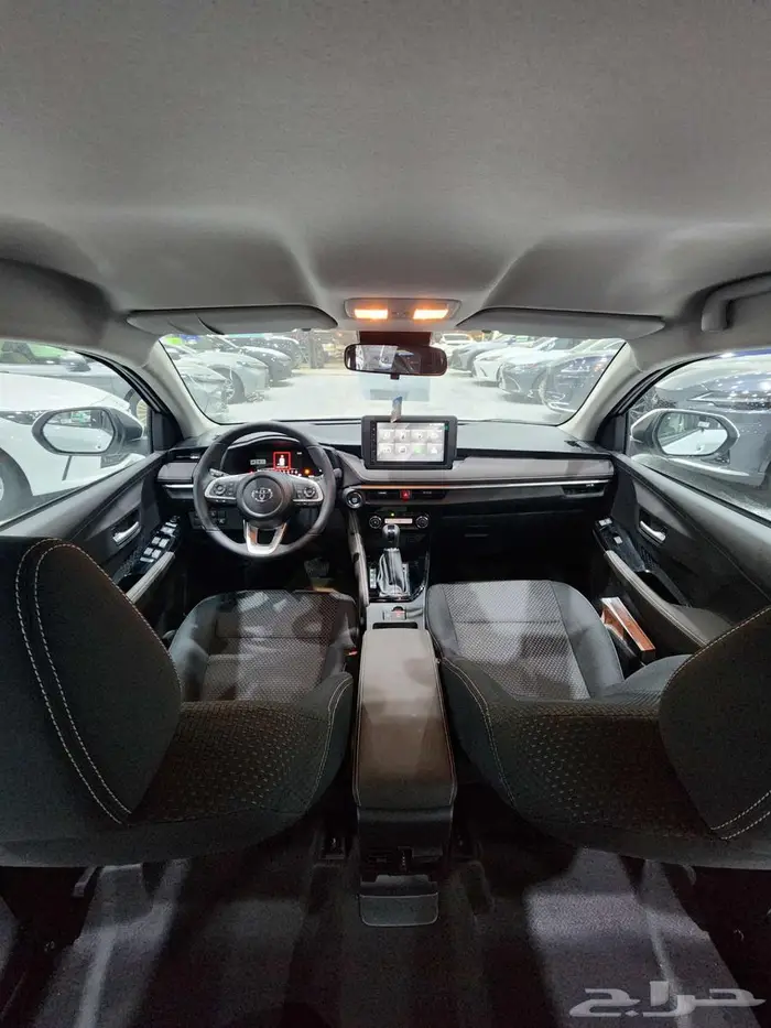 تويوتا يارس واي اكس بنزين 2026 السعر 70725 6