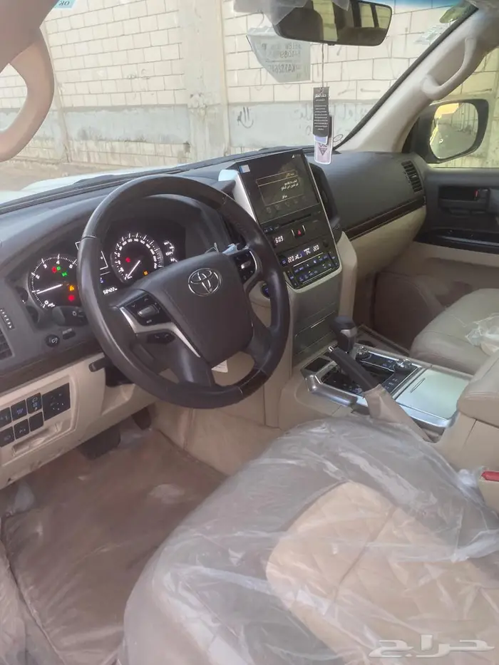 لاندكروزر تورنق مخزن 2019 4