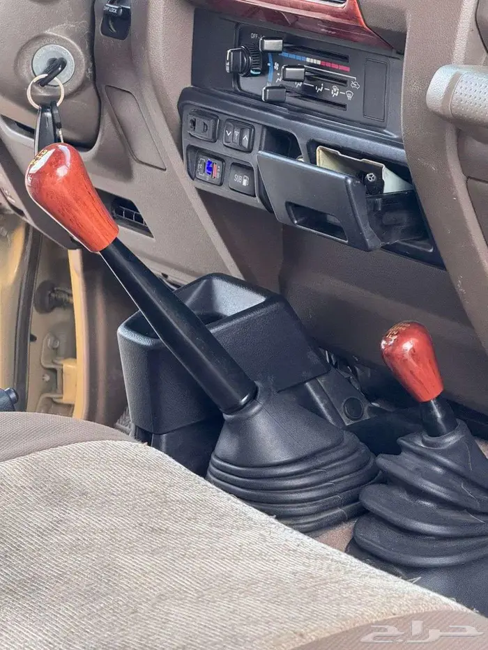 تويوتا شاص 2015 فل كامل بريمي 25