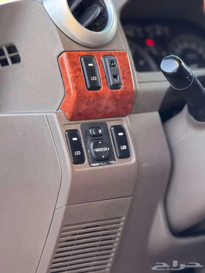 تويوتا شاص 2015 فل كامل بريمي 12