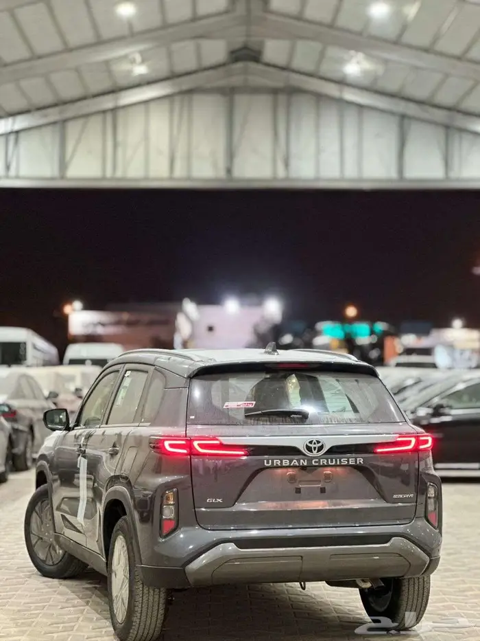 تويوتا اوربان كروزر فل كامل 2026 4