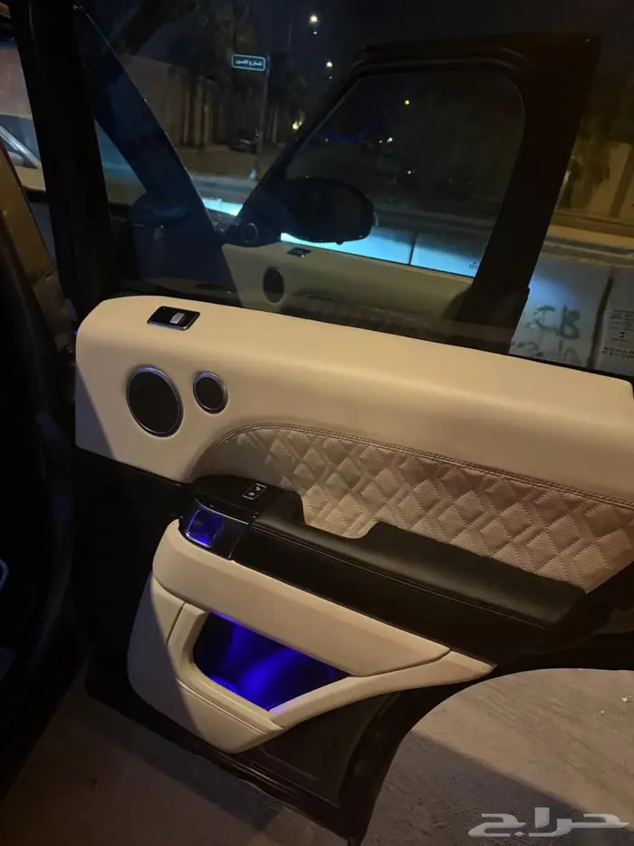 رنج روفر سبورت 2016 فئة HSE ممشى قليل 9