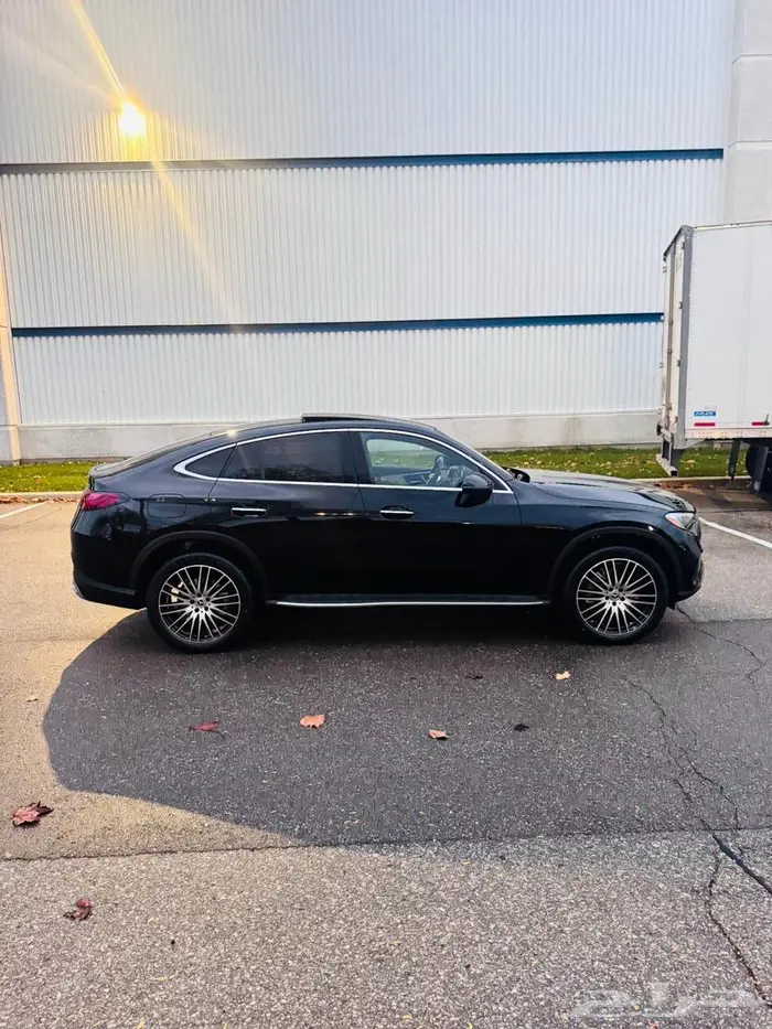 للبيع مرسيدس 2026 GLC300 ((NEW)) 5