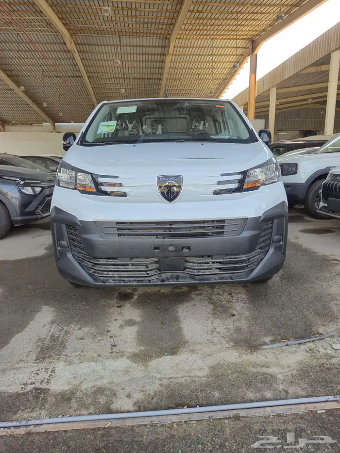 بيجو اكسبيرت 2025 اوتوماتيك عروض ضخمة للشركات 0