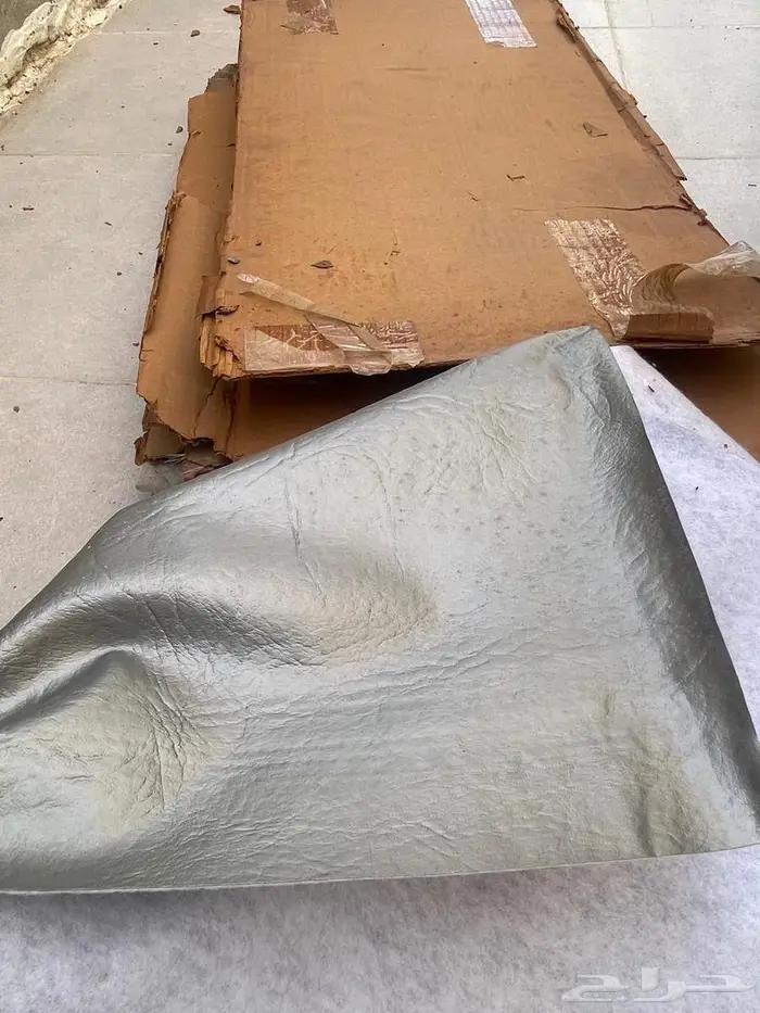 هارتوب كاديلاك متوفر عنابي وبيج واسود وبحري واخضر ونحاسي 4