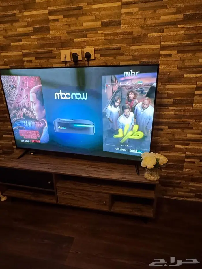 طاوله خشبيه لتلفزيون 2