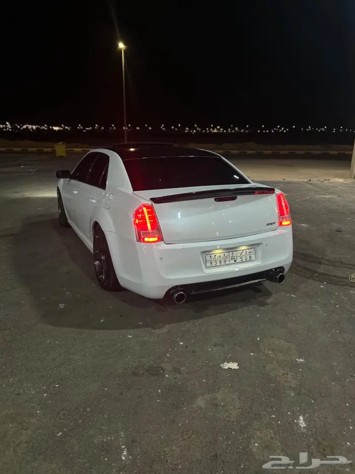 كرايزلر c300 v8 كت srt 5