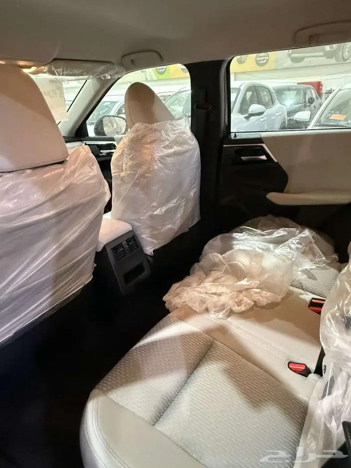 متسوبيشى اوتلاندر 2025 ستاندر سعودى 2