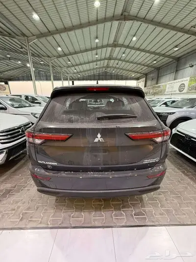 متسوبيشى اوتلاندر 2025 ستاندر سعودى index