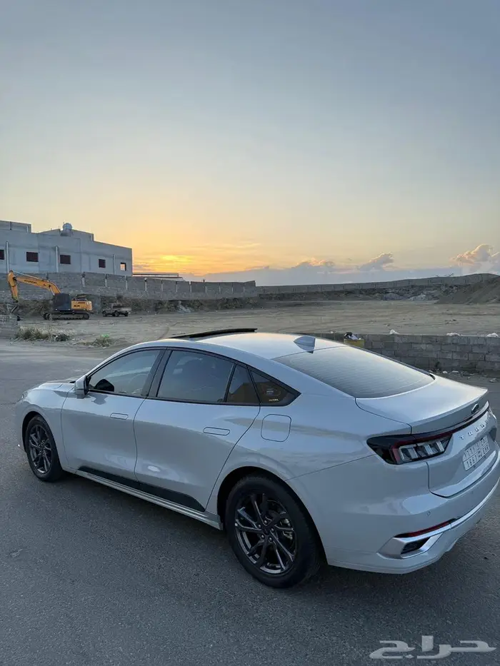 تورس ( ترند ) م 25 سعودي التوكيلات شبه زيرو على الشرط والفحص 5