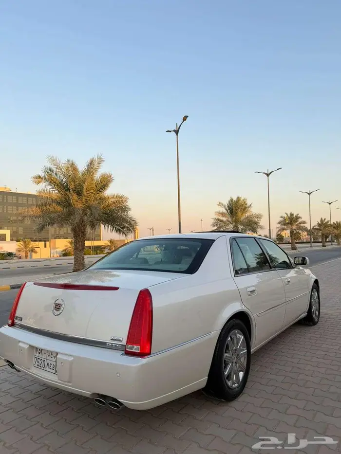 كاديلاك DTS 2011 نظيف جدا وكاله 25