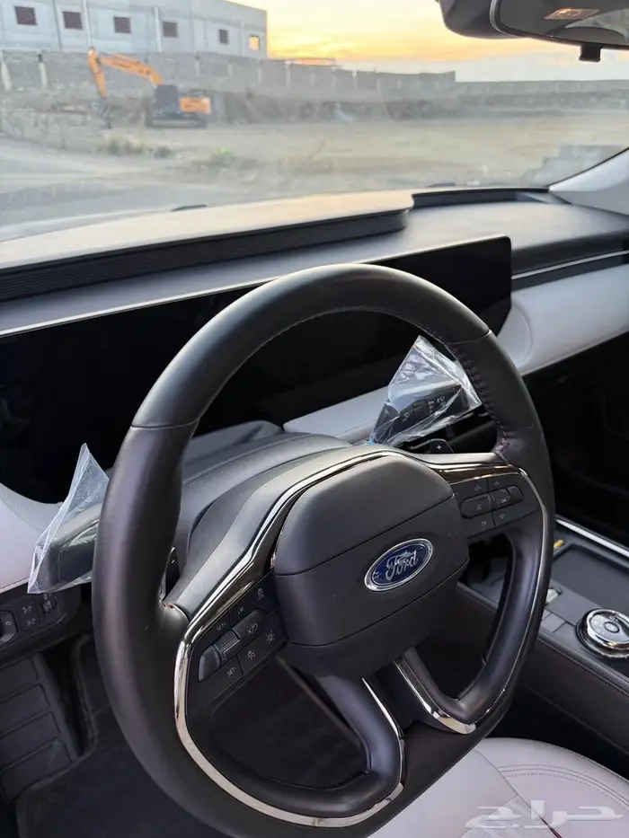 تورس ( ترند ) م 25 سعودي التوكيلات شبه زيرو على الشرط والفحص 18