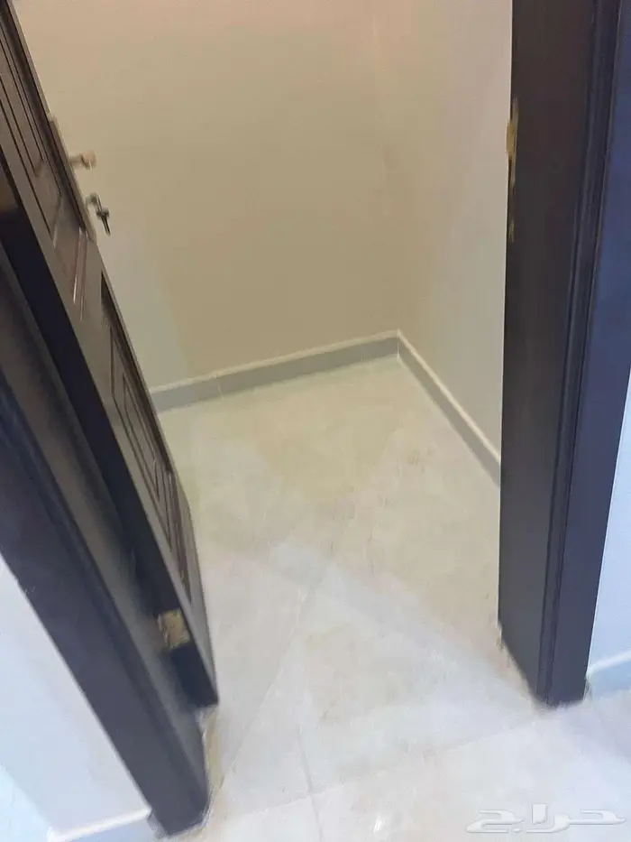 شقة فاخرة للايجار حي الصفا 6