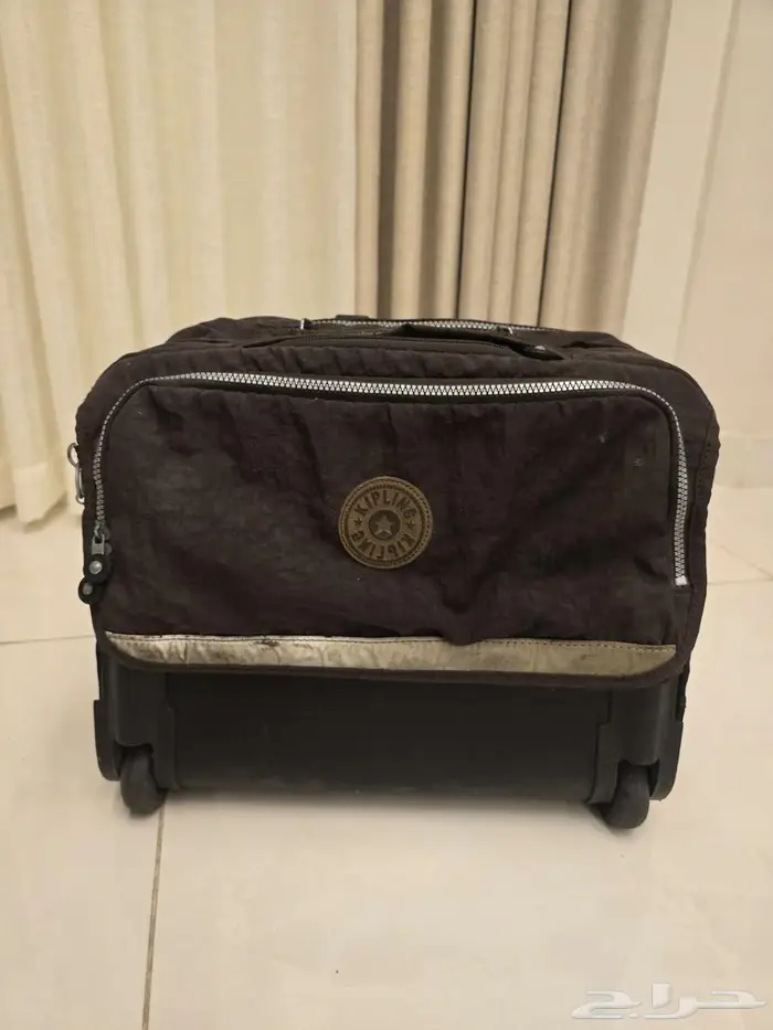 شنطة كيبلنج أصلية للبيع 0