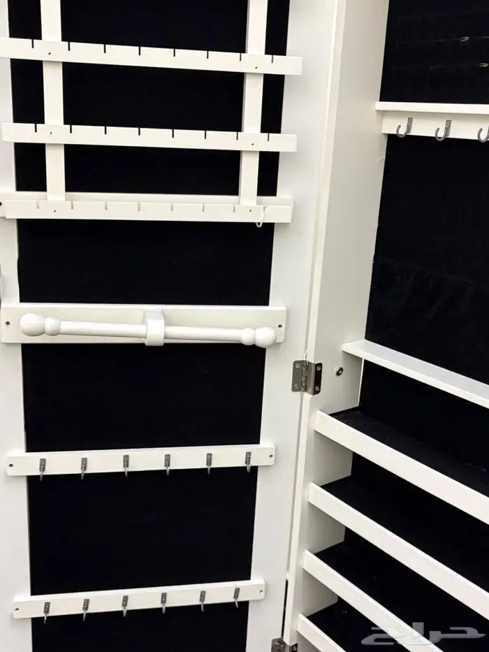 مرايا مع تخزين واضاءة 5