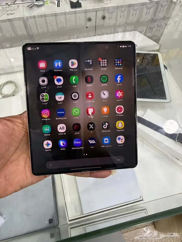 جهاز zfold5 نضيف بدون كرتون 3